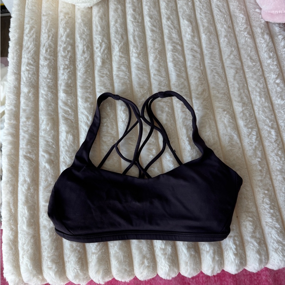 Lululemon Free to be Zen bra